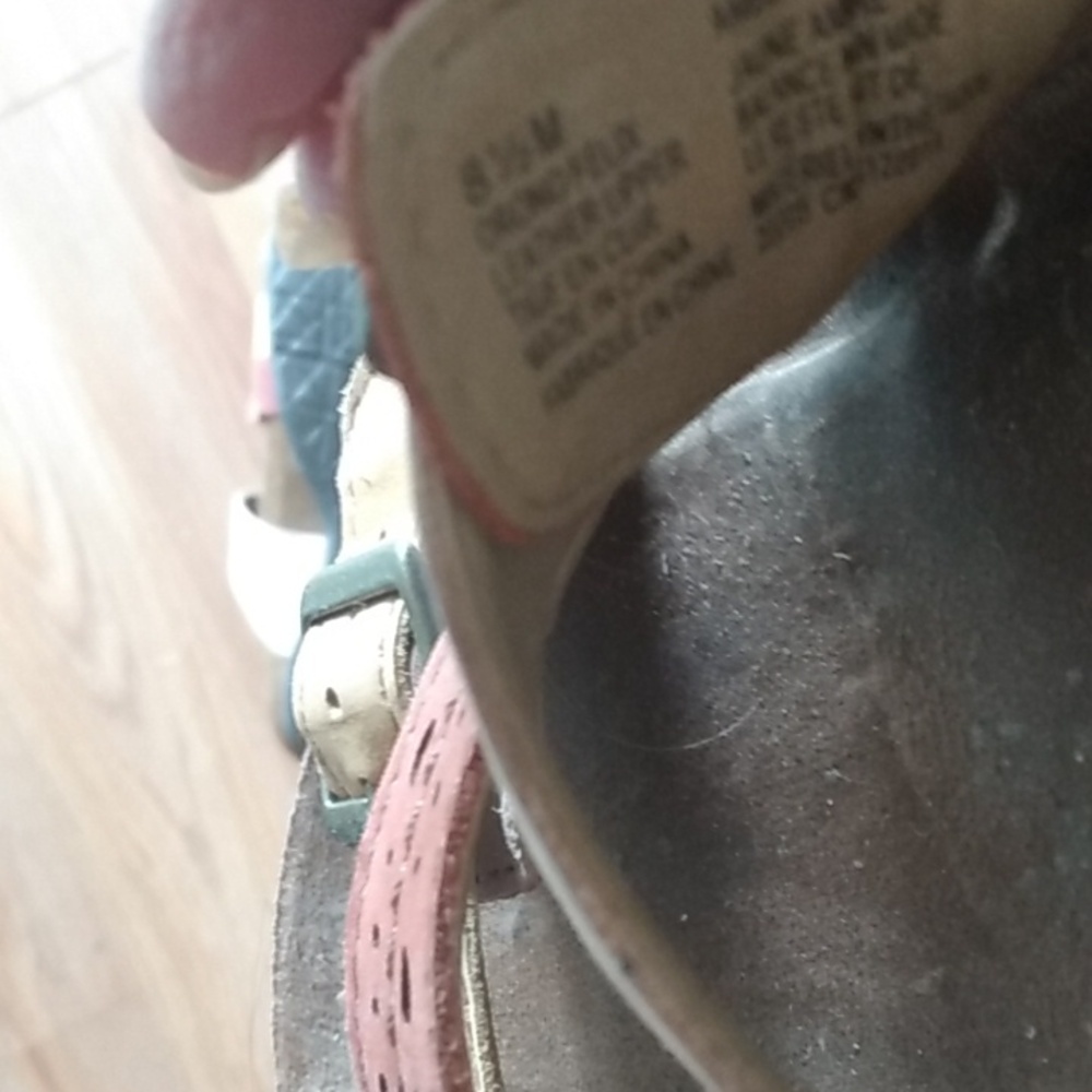 Sandals - Picture 3 of 5